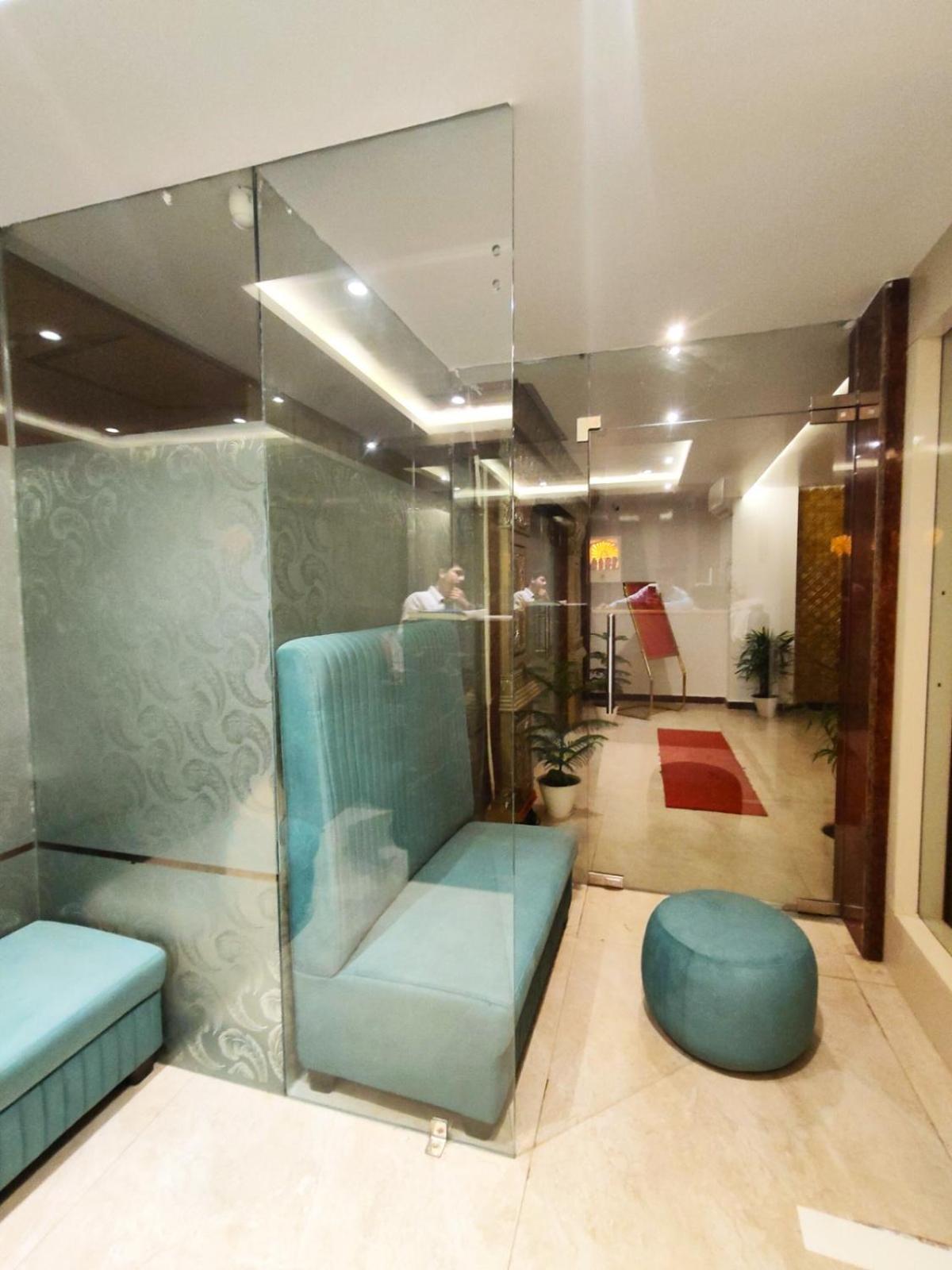 Hotel The Park View Allāhābād Junction 外观 照片
